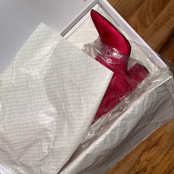 Marc Fisher Fadila Foldover Boot NWT 7.5 - Picture 6 of 7